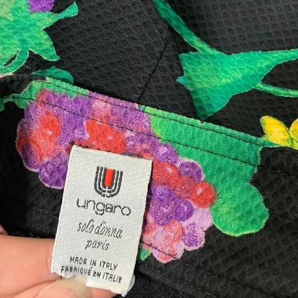 Vintage designer floral pencil skirt by Ungaro. - Picture 2 of 8